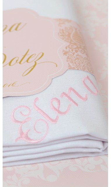 Trusou de botez clasic si elegant in nuante de alb, roz si auriu, Lacy 9